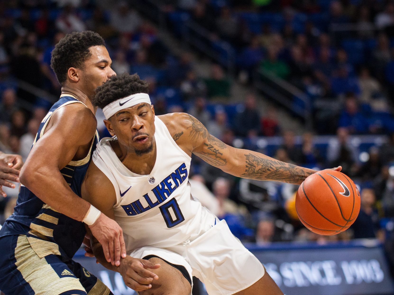 SLU Billikens hold on to beat the George Washington Colonials 63-58